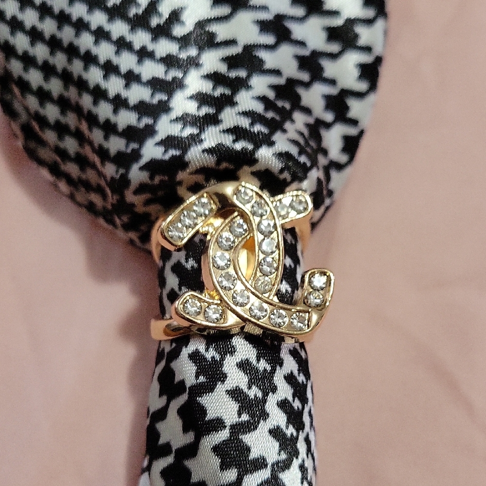 Womens Fashion Gold and Silver Crystal  Scarf Ring Os